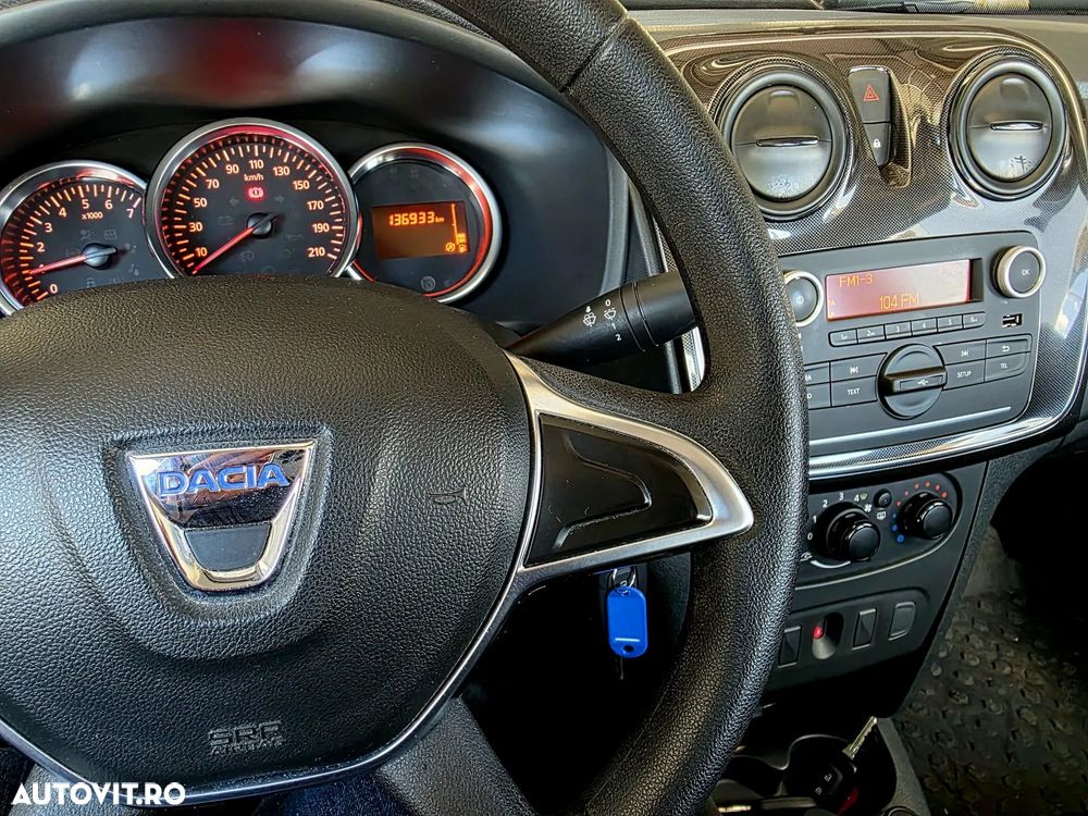 Dacia Logan ECO-G 100 Essential - 11