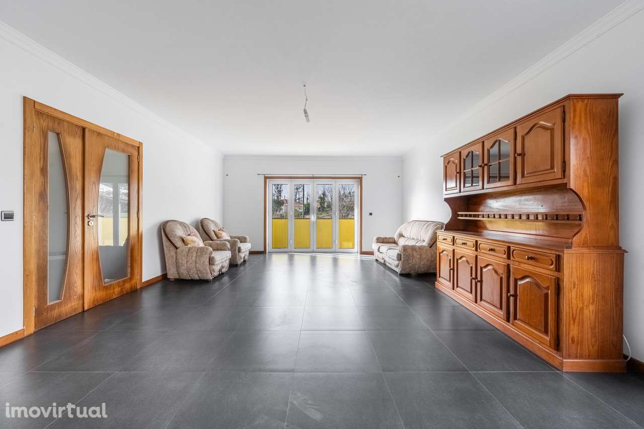 Moradia Individual V4 Nogueira Mancelos Amarante - Grande imagem: 4/26