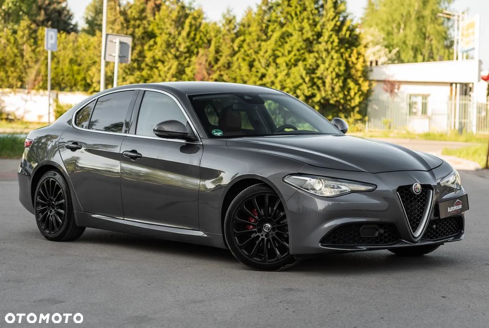 Alfa Romeo Giulia 2.2 Diesel AT8 Advanced Efficiency - 1
