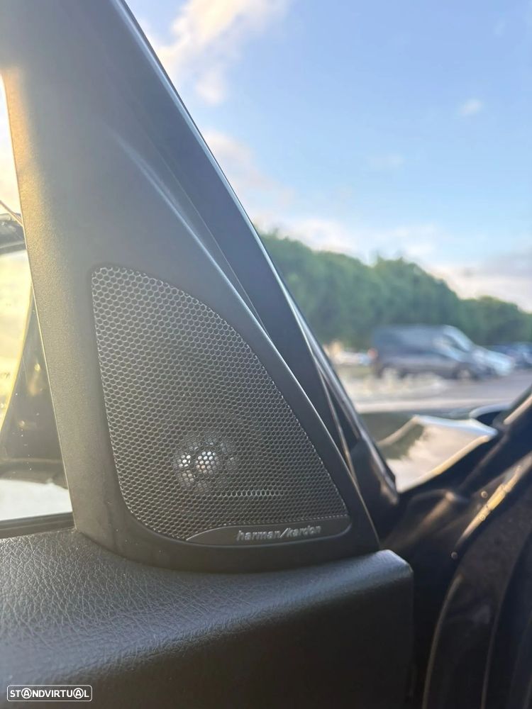 BMW 118 d Pack M - 9