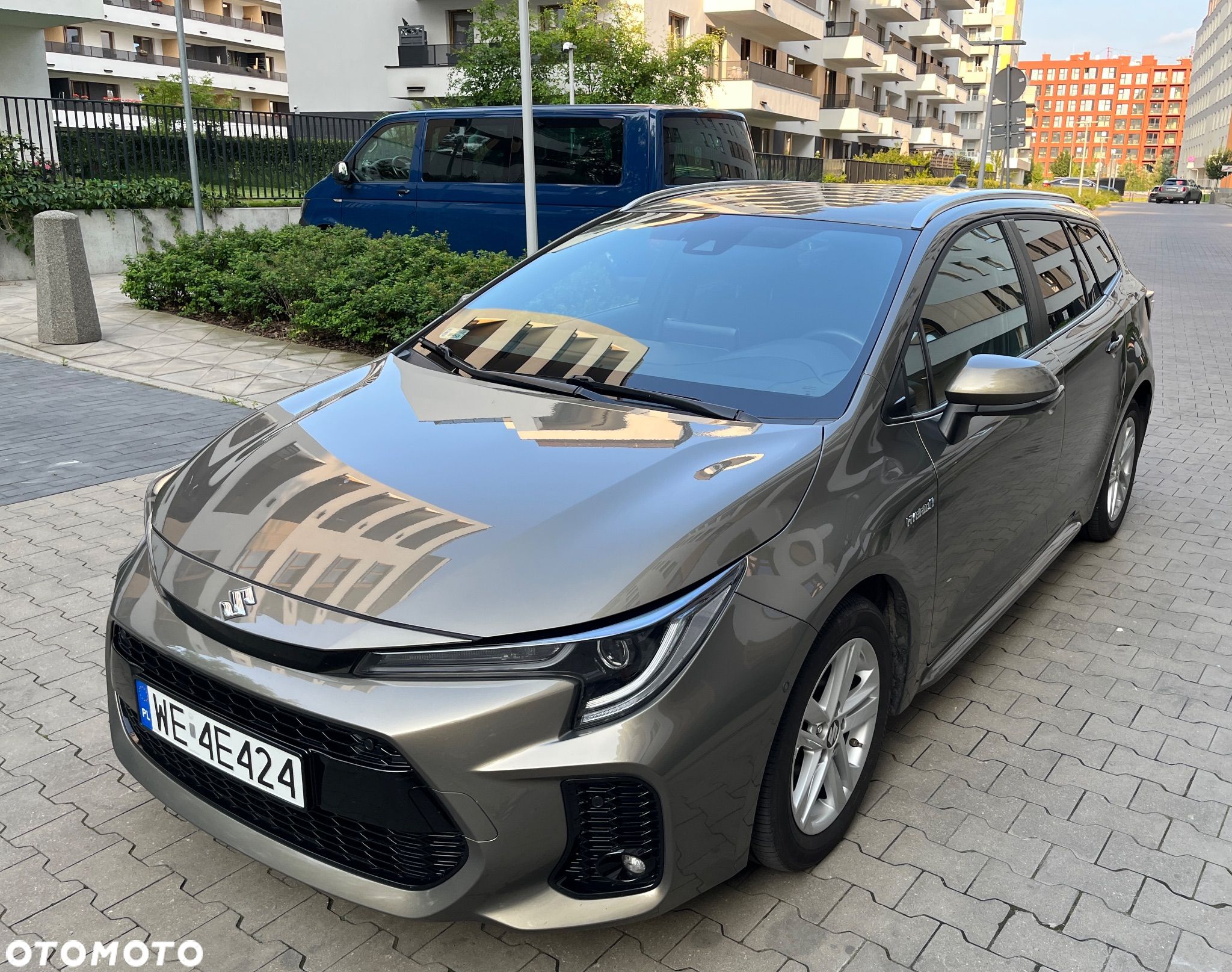 Suzuki Swace 1.8 Hybrid Elegance CVT - 1