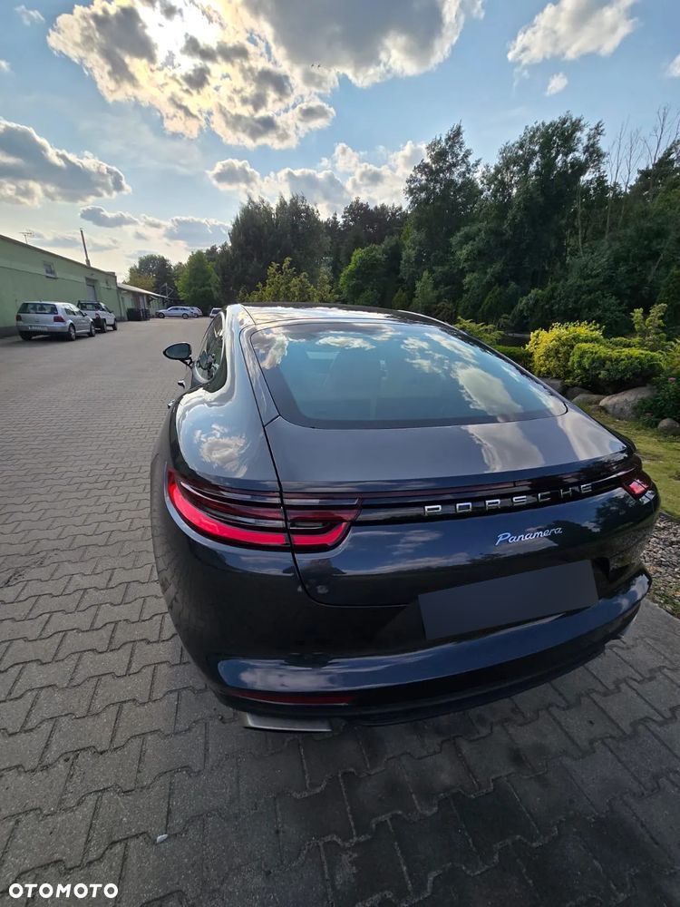 Porsche Panamera 4 - 14