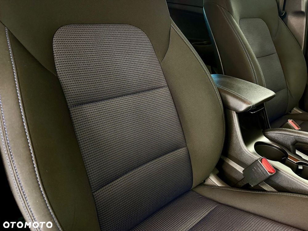 Hyundai Tucson 2.0 CRDI BlueDrive Style 2WD - 34
