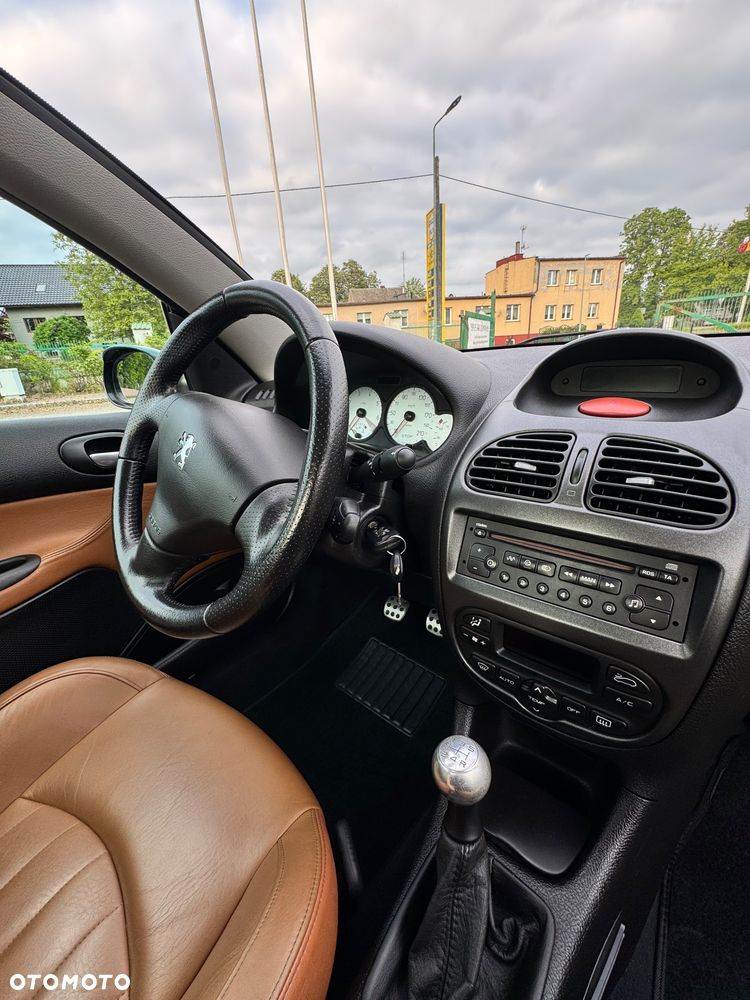 Peugeot 206 - 10