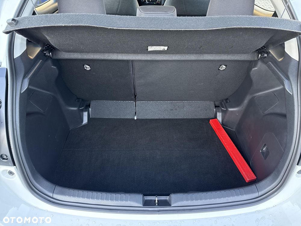 Toyota Yaris Hybrid 1.5 Comfort - 13