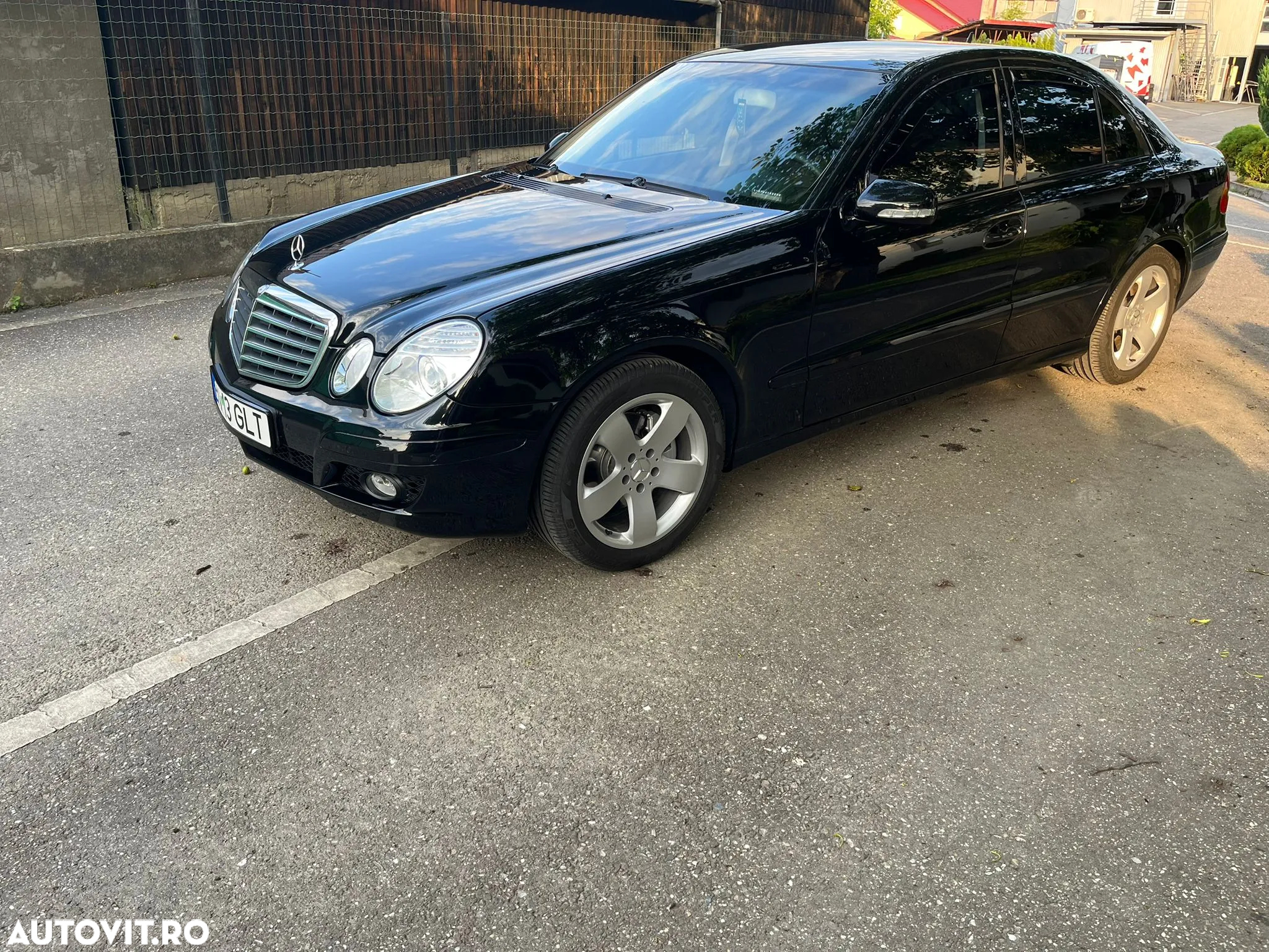 Mercedes-Benz E 220 CDI - 3