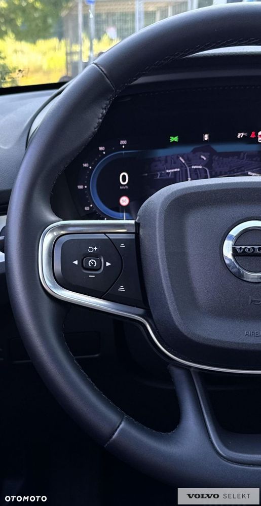 Volvo XC 40 B3 Plus Dark - 15