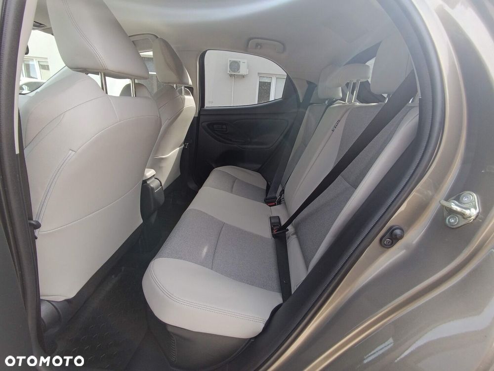Toyota Yaris - 9