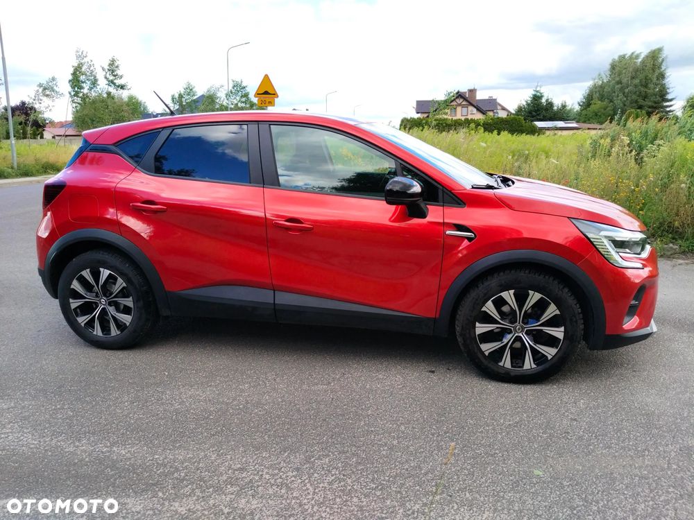 Renault Captur 2022 photo 2