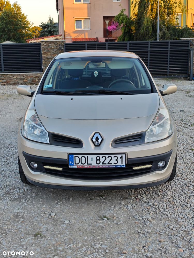Renault Clio 1.6 16V Expression - 4