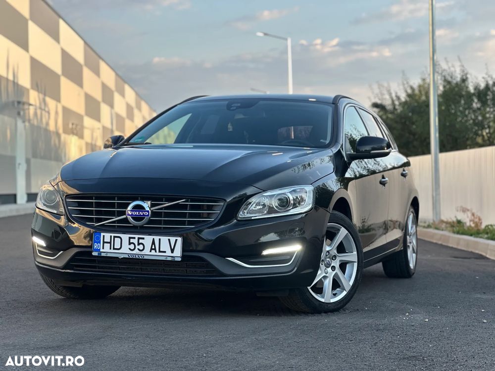 Volvo V60 D3 Geartronic Momentum - 1