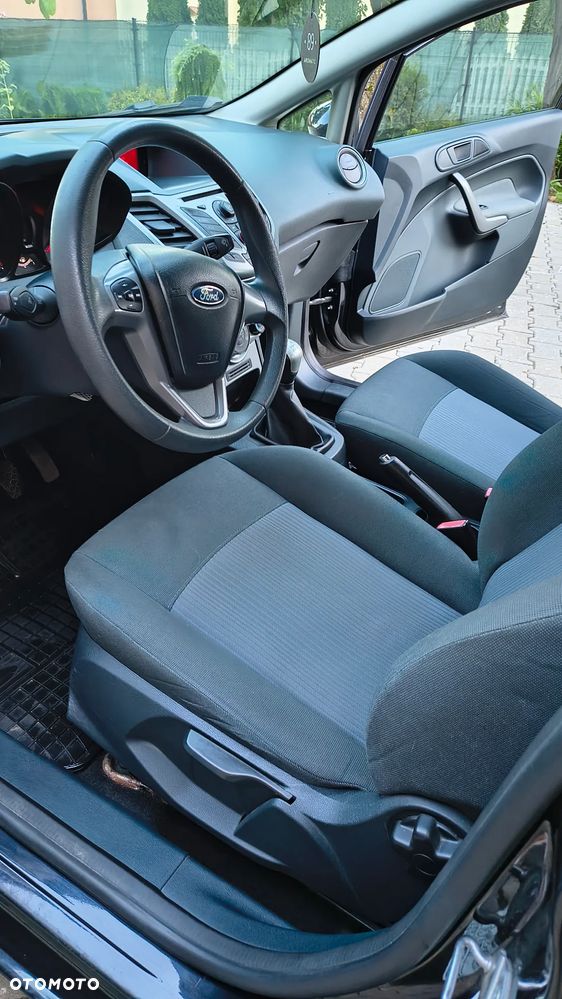 Ford Fiesta - 8
