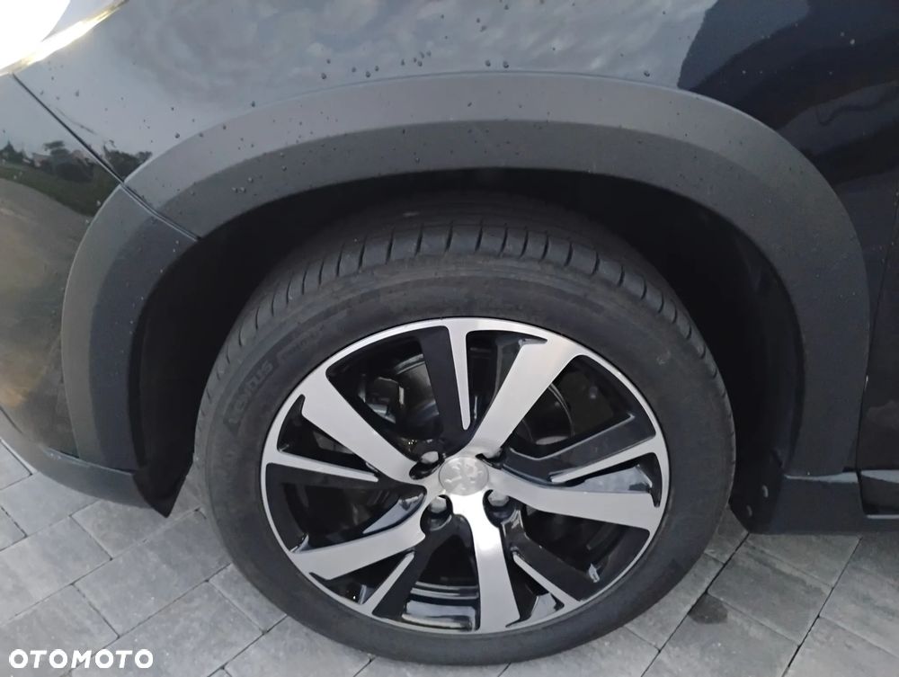 Peugeot 2008 BlueHDi FAP 120 STOP & START GT-Line Edition - 32