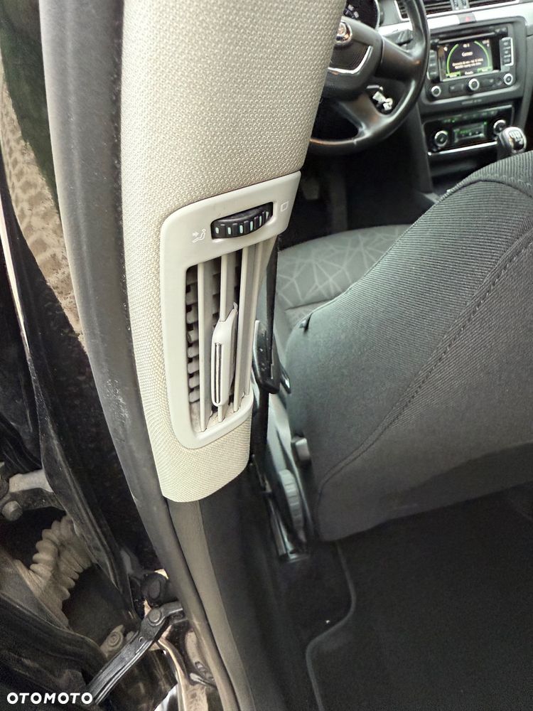 Skoda Superb 1.4 TSI Elegance - 37