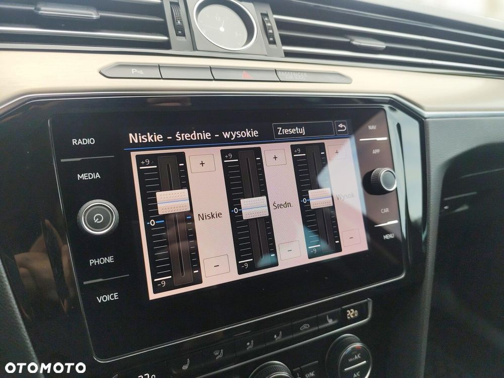 Volkswagen Passat 1.8 TSI BMT Highline DSG - 27