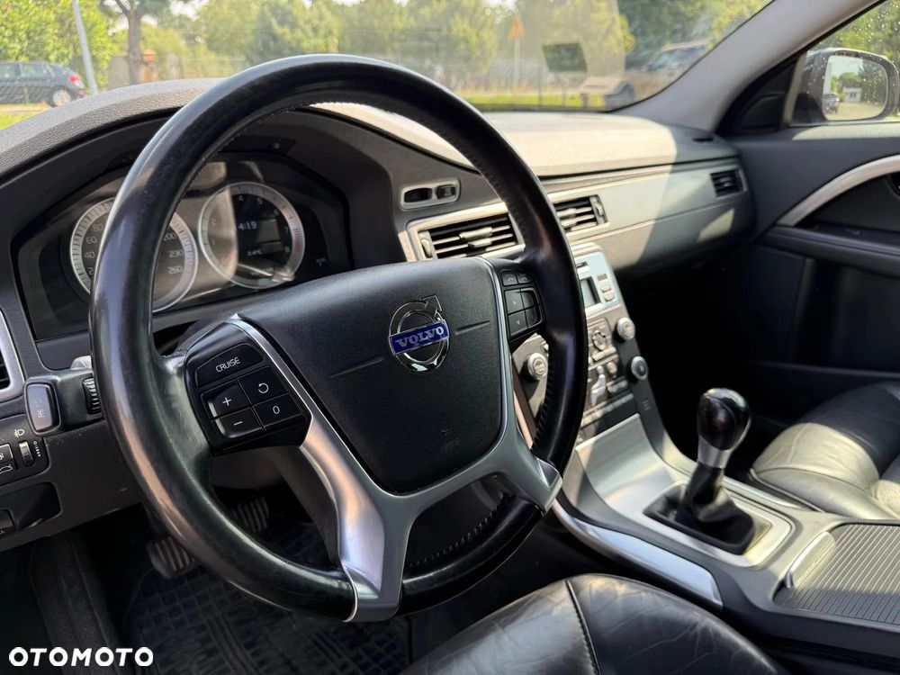 Volvo V70 T4 Momentum - 2