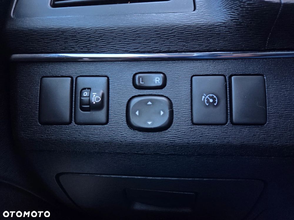 Toyota Avensis 1.6 Edition - 31