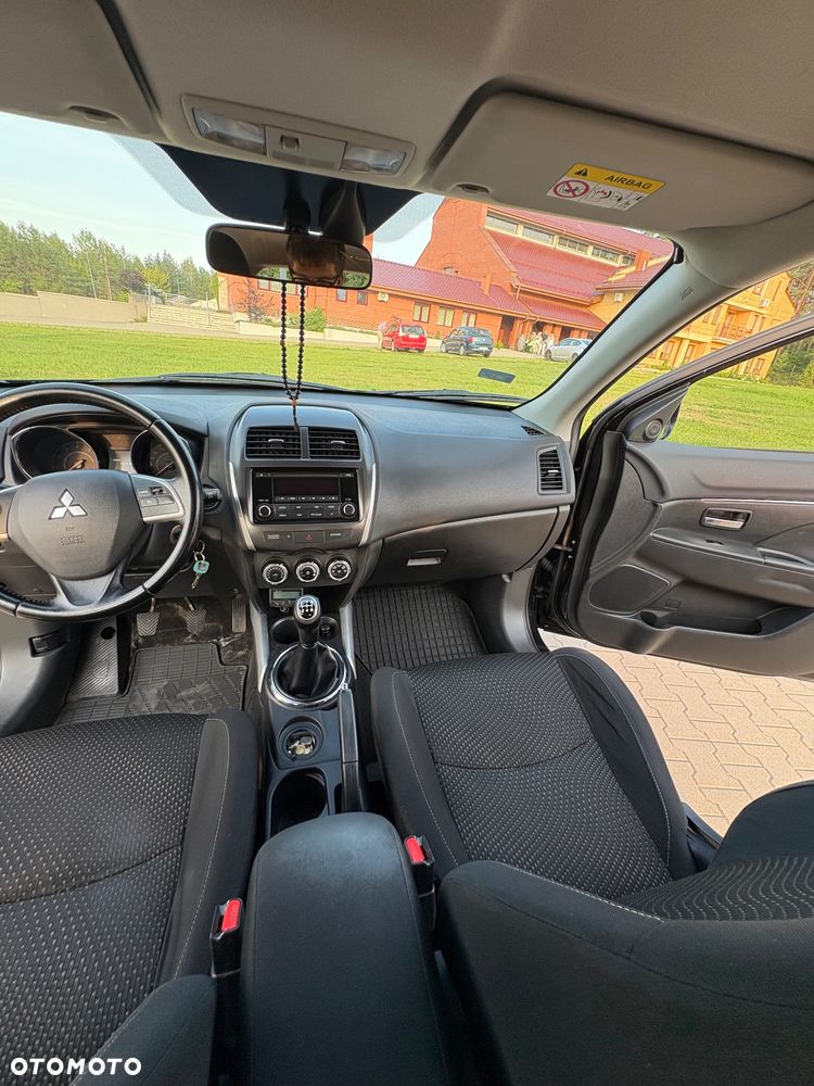 Mitsubishi ASX 1.6 Inform - 16
