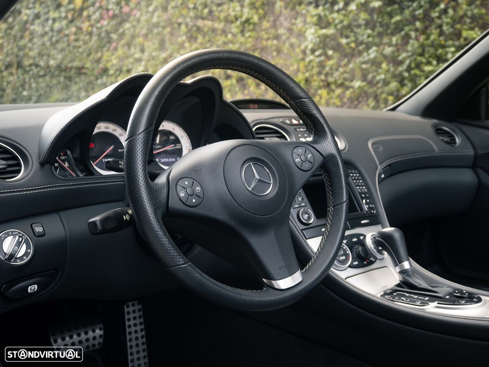Mercedes-Benz SL 350 Standard - 27