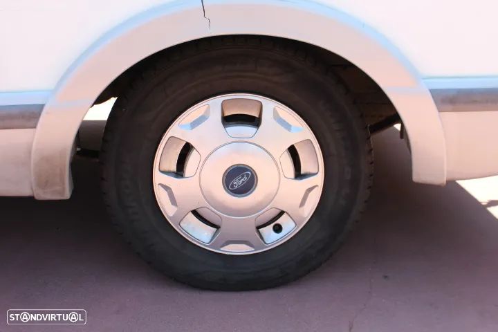 Ford Transit CHAUSSON FLASH S3 - 12