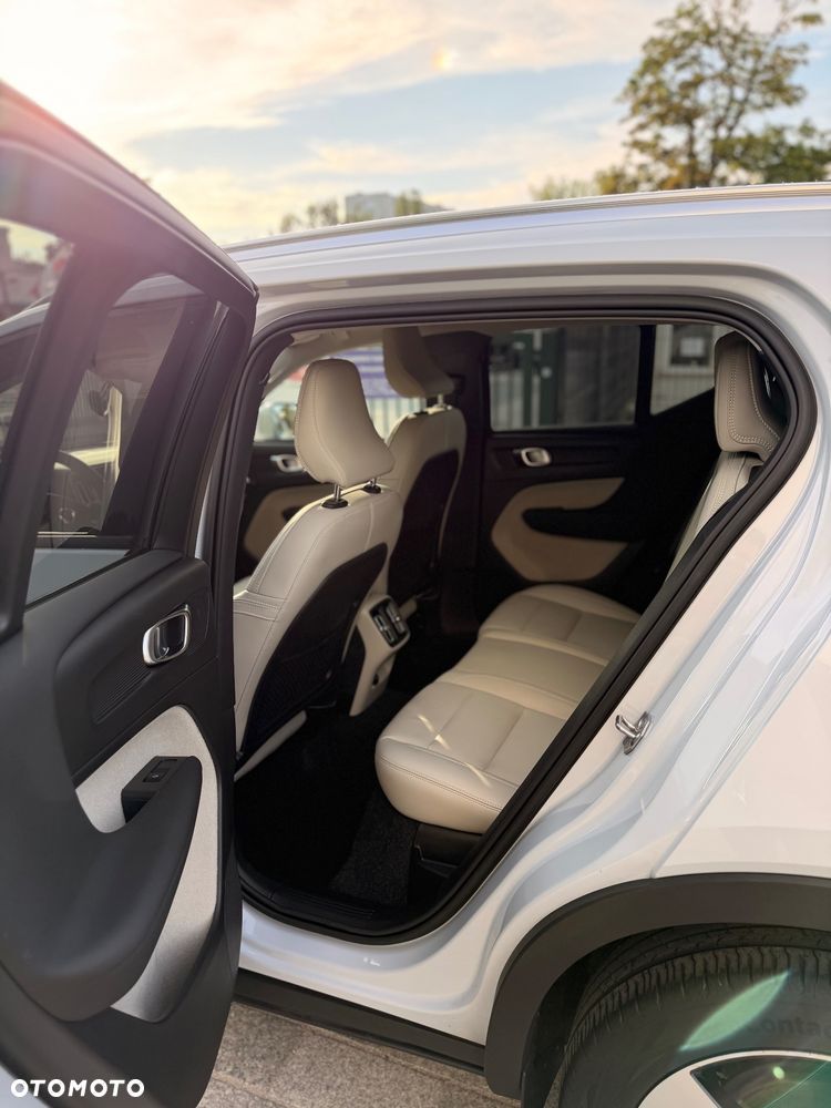 Volvo XC 40 T3 Momentum Pro - 6