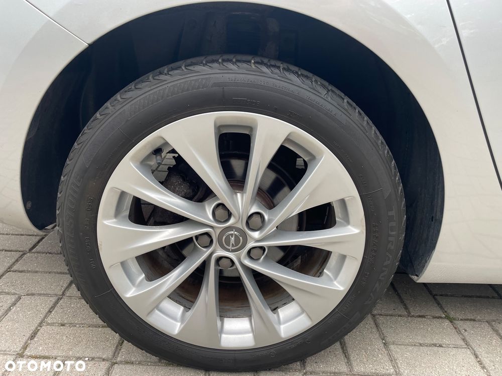 Opel Astra 1.4 Turbo Active - 32