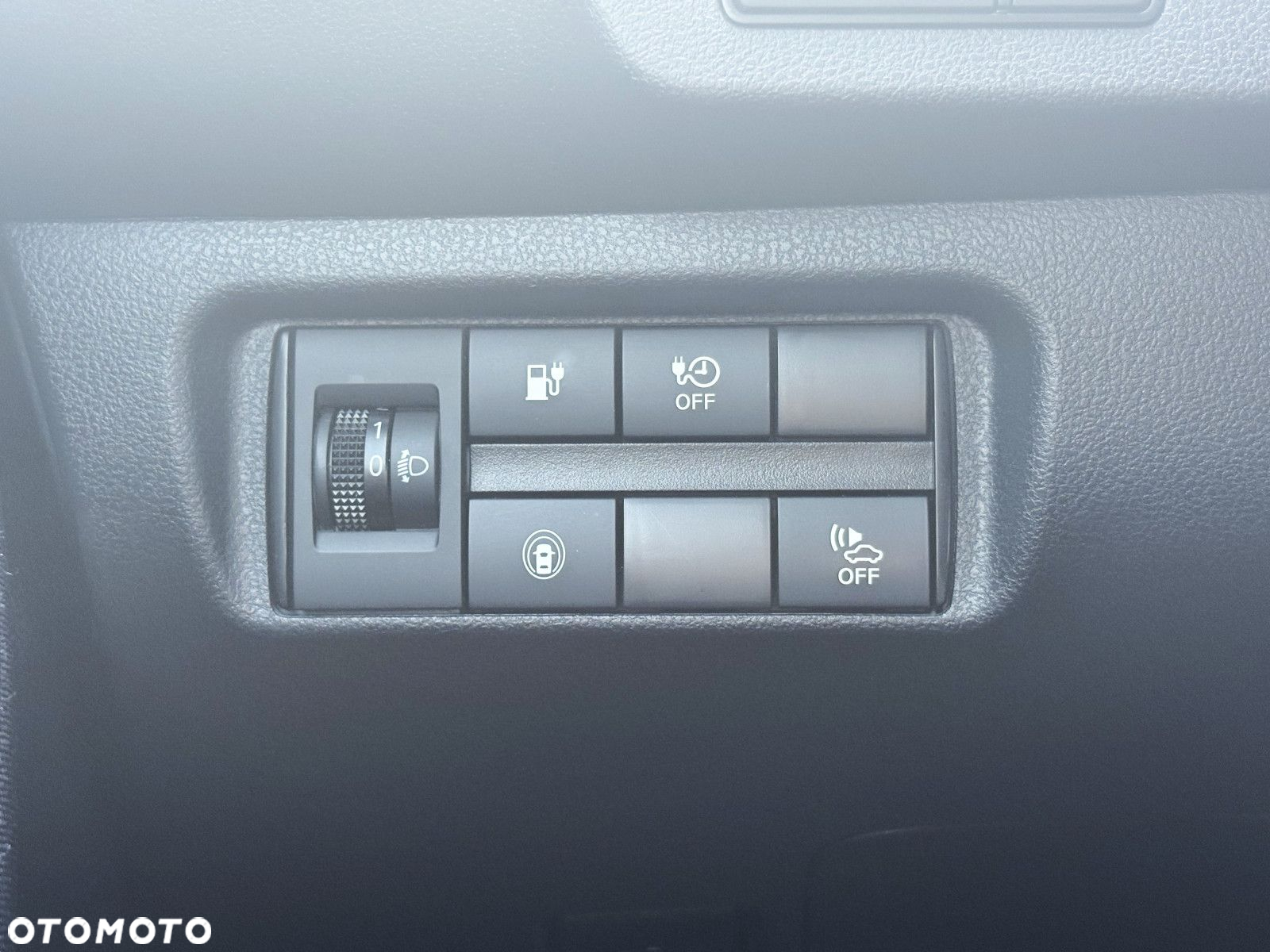 Nissan Leaf - 24