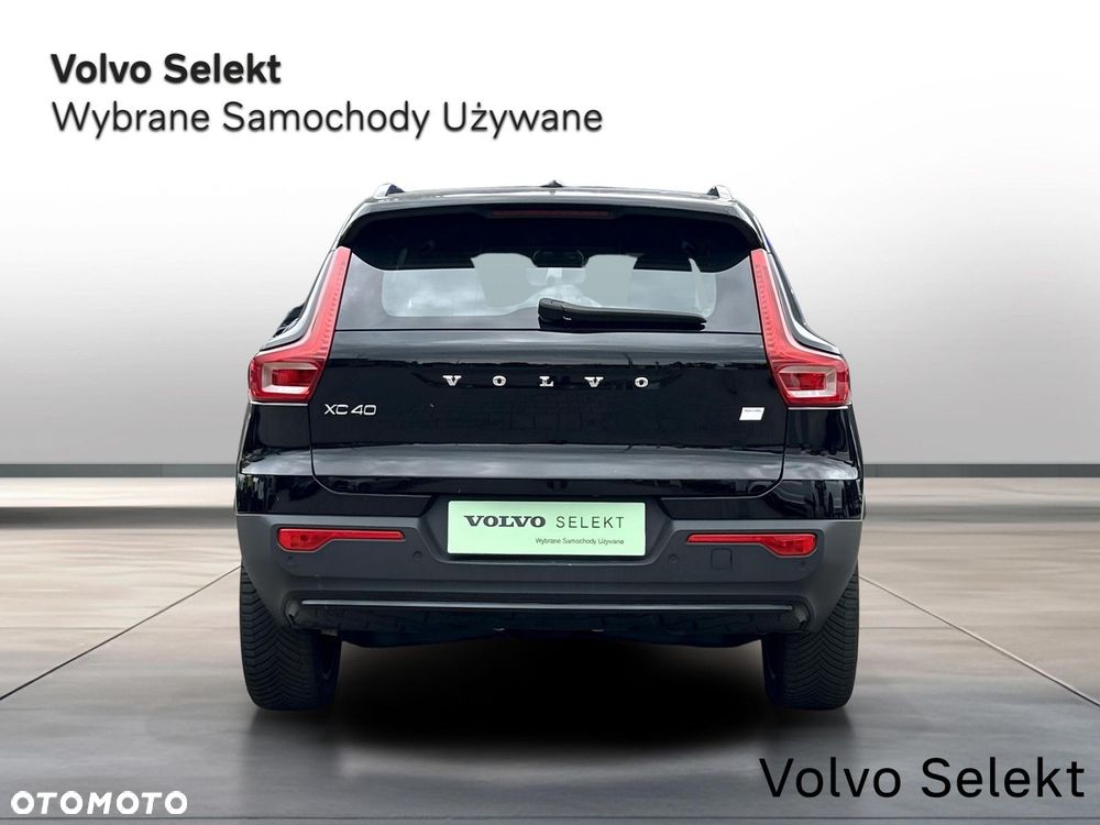 Volvo XC 40 - 5
