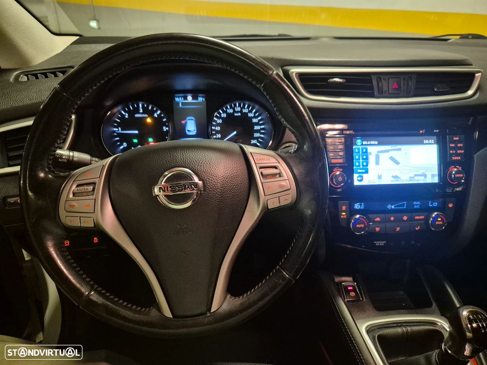 Nissan Qashqai 1.5 dCi 360 - 26