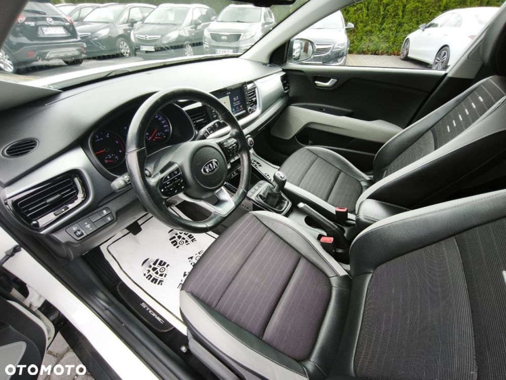 Kia Stonic - 7