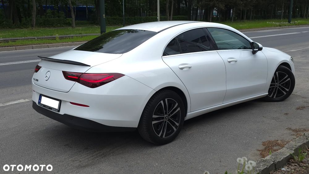 Mercedes-Benz CLA 200 7G-DCT - 9