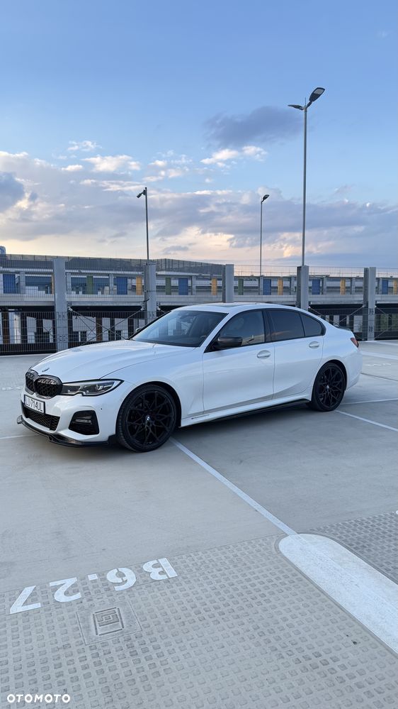 BMW Seria 3 318i - 7