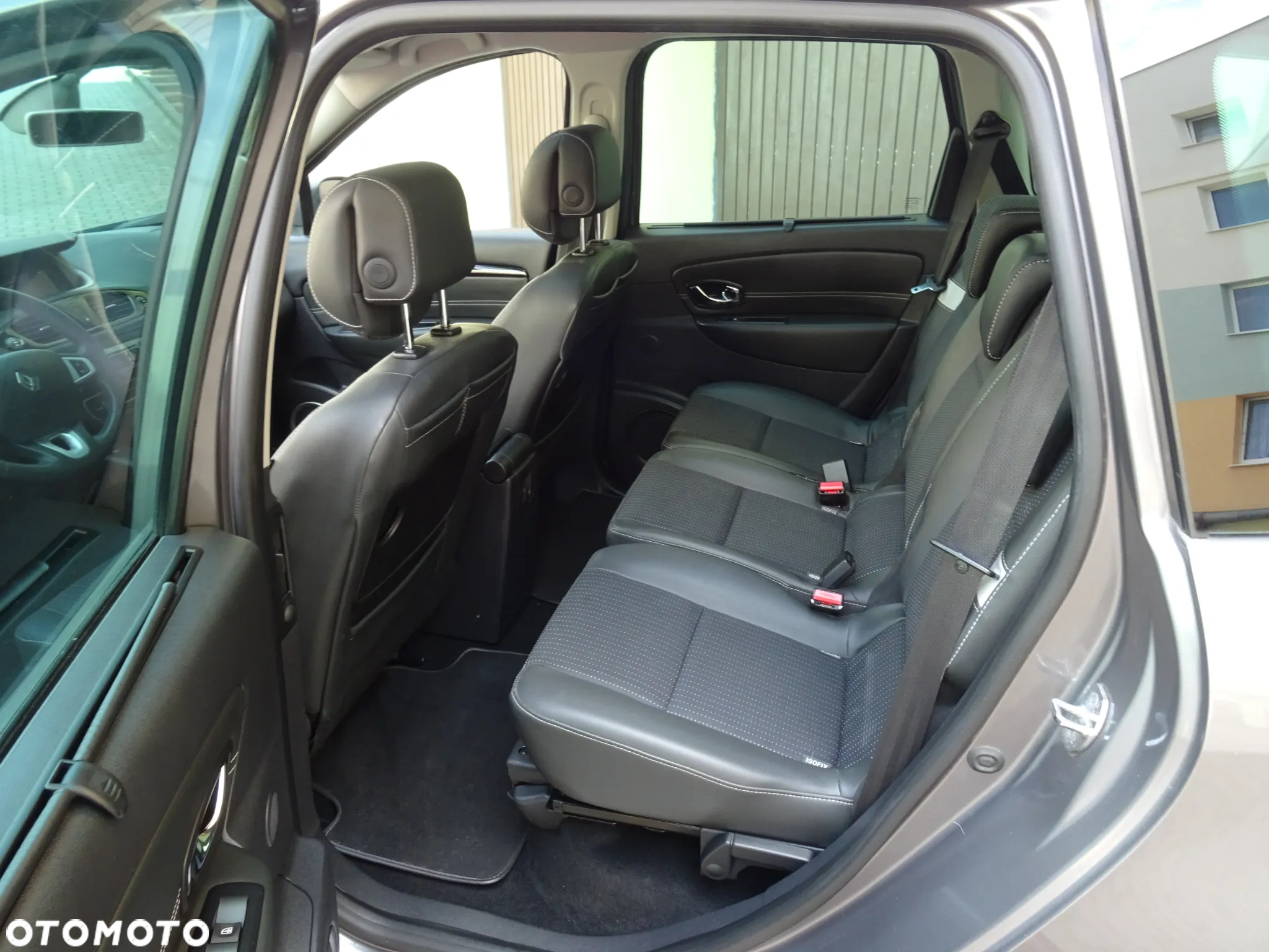 Renault Grand Scenic ENERGY dCi 110 EDC LIMITED - 9