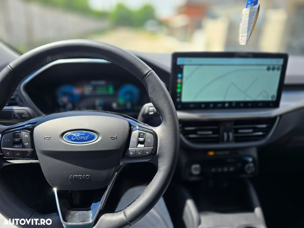 Ford Kuga 1.5 EcoBoost A8 FWD Titanium - 9