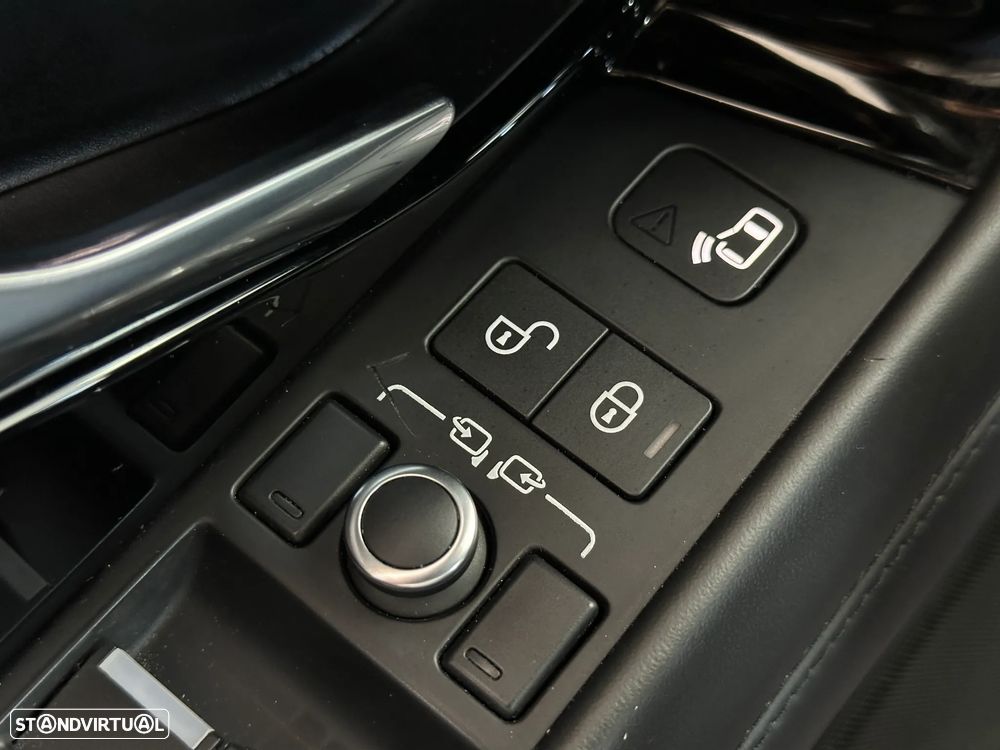 Land Rover Range Rover Evoque P250 R-Dynamic HSE - 36