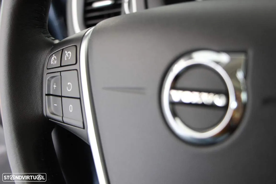 Volvo V40 1.5 T3 Sport Edition Plus Geartronic - 18