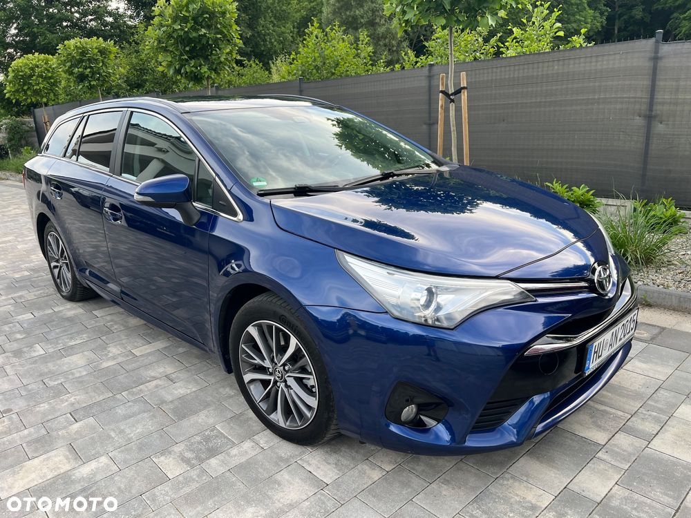 Toyota Avensis 2.0 D-4D Prestige - 15