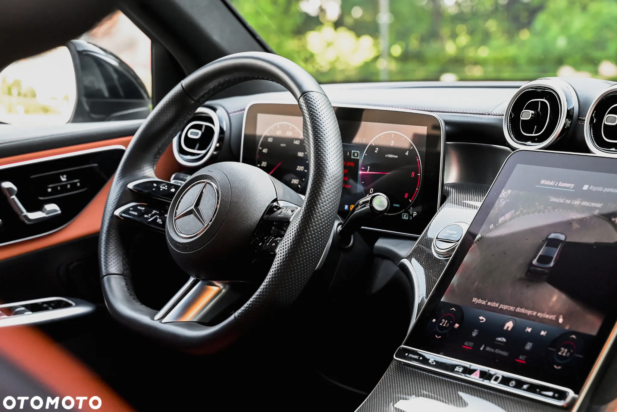 Mercedes-Benz GLC - 12