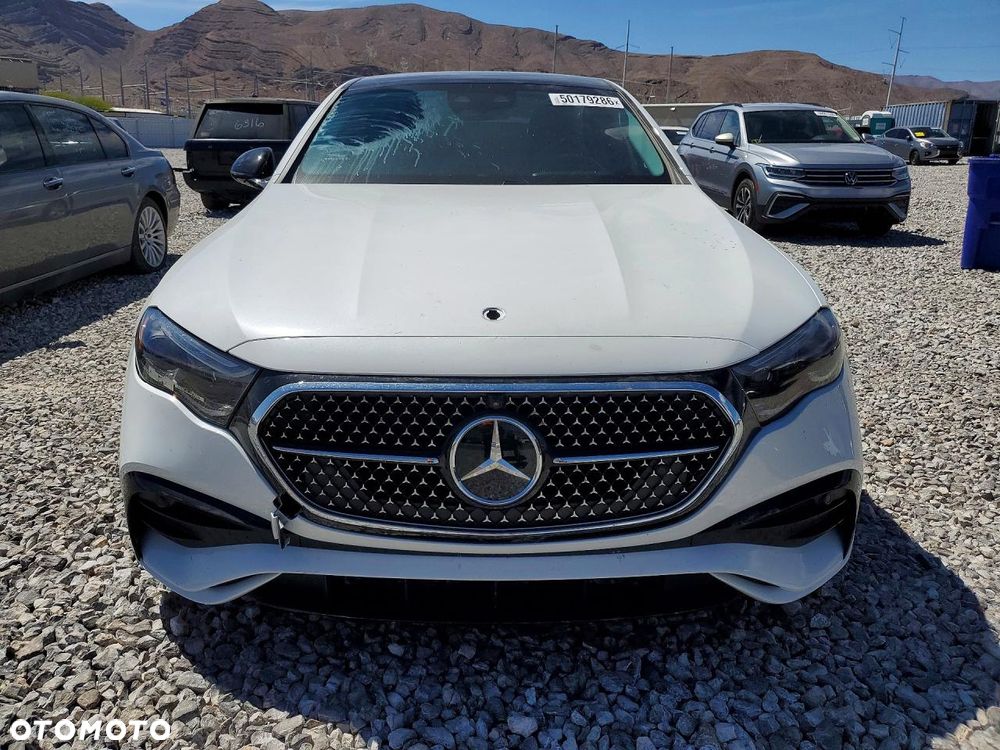 Mercedes-Benz Klasa E - 6