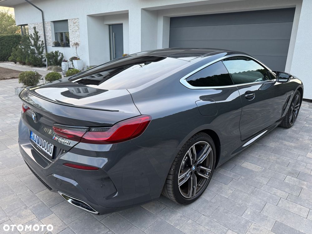 BMW Seria 8 - 7