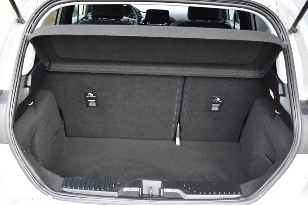 Ford Fiesta 1.0 EcoBoost S&S TITANIUM X - 24