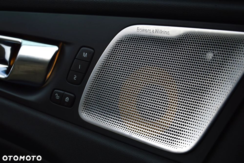 Volvo XC 60 B5 B AWD Inscription - 20