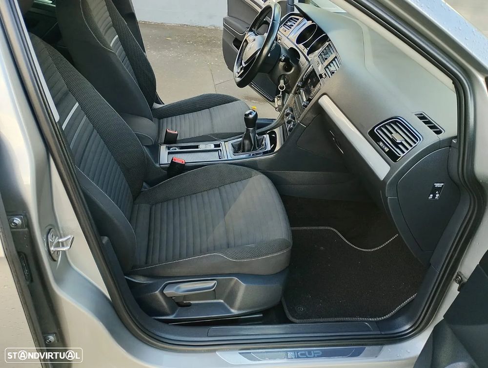 VW Golf 1.2 TSi BlueMotion Cup - 12