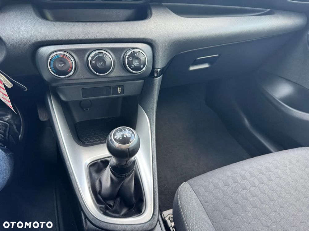 Toyota Yaris Hybrid 1.5 Comfort - 13