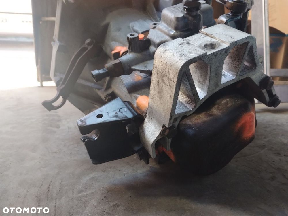 SKRZYNIA BIEGÓW 55204040 FIAT PANDA II 1.3MJTD - 12