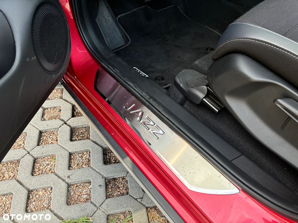 Honda Jazz 1.5 i-MMD Executive Crosstar - 14