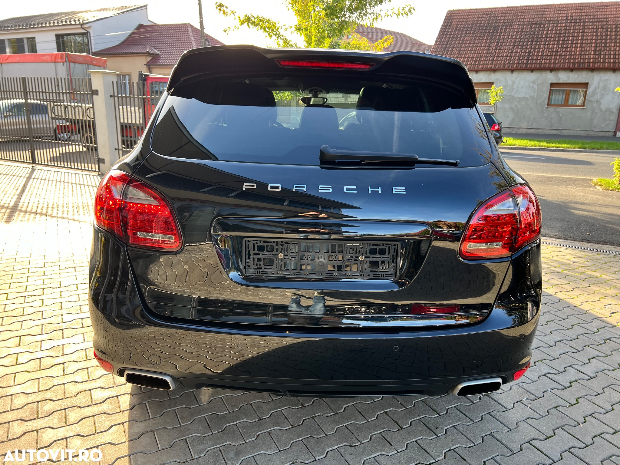 Porsche Cayenne - 6