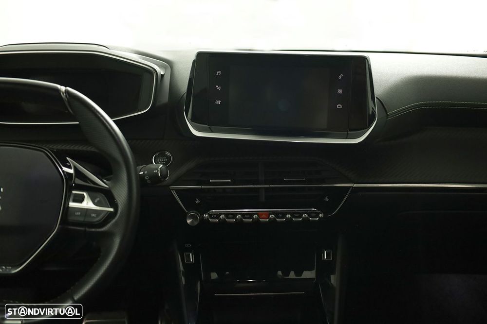 Peugeot e-2008 50 kWh GT - 6