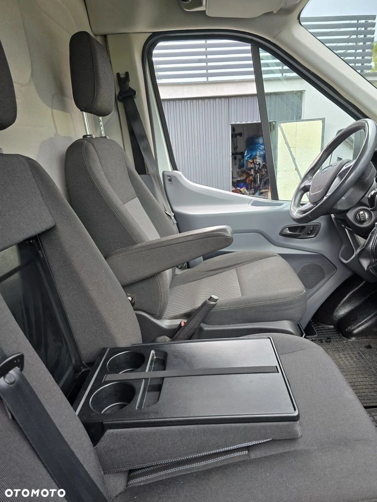 Ford TRANSIT - 11