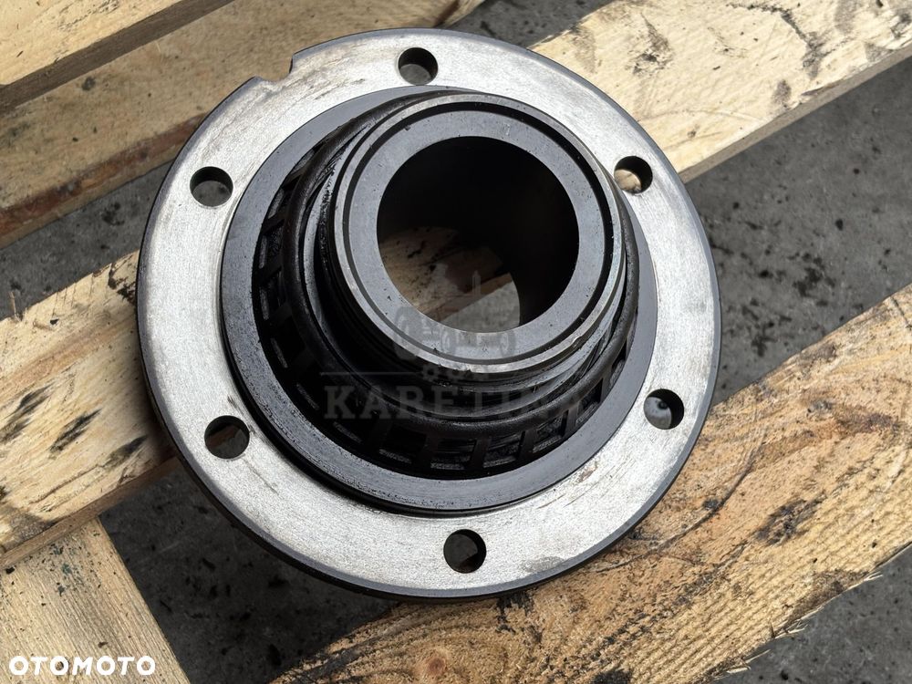 John Deere 6150 6195 6800 6900 7200 7400 Obudowa Łożyska R93885 - 3